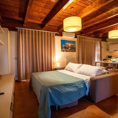 Apartment Attico 14 *